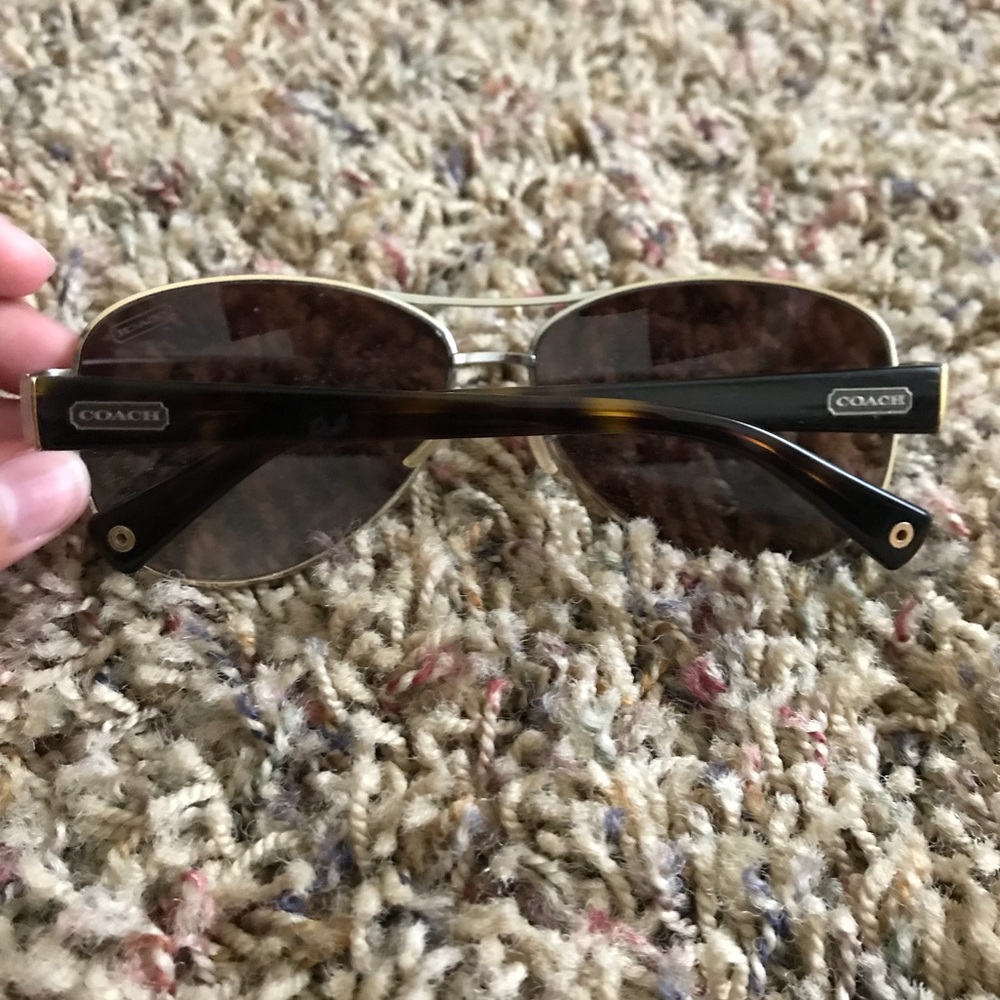 Coach Aviator Sunglasses w/gold rim